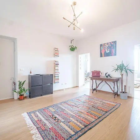 Bright A Few Steps From Via Garibaldi *