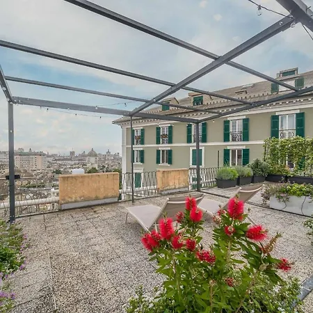 Bright A Few Steps From Via Garibaldi Genua